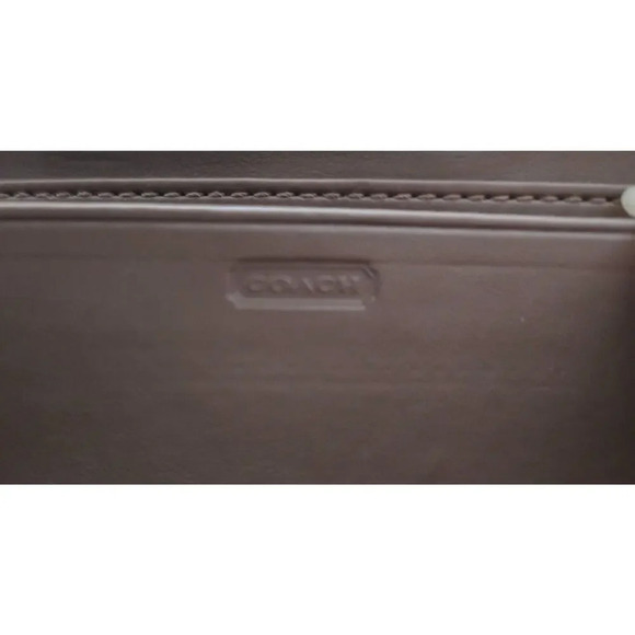 Coach Ashley Cream Perforated Zip Around Wallet Accordian Signature C Pattern - Picture 10 of 10